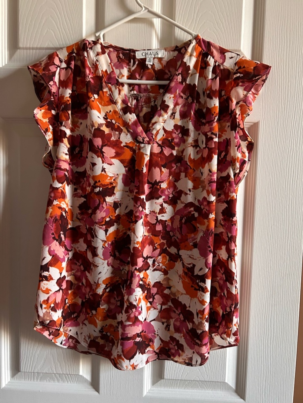 Chaus Women's Floral V-Neck Cap Sleeve Top